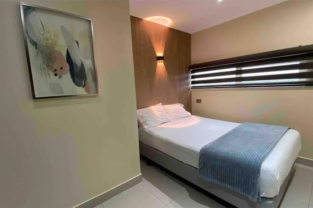 גוויאקיל Suite La Vista - City Suites Con Parqueo Privado 0*,