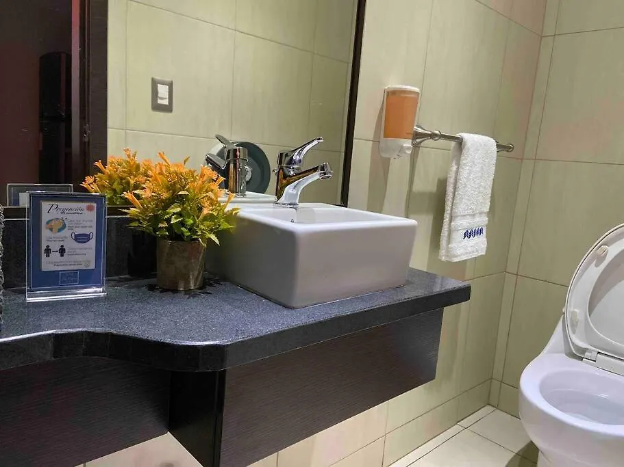 גוויאקיל Suite La Vista - City Suites Con Parqueo Privado